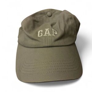 GAP Hat Classic Cotton Embroidered